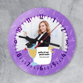 Ceas de perete personalizat