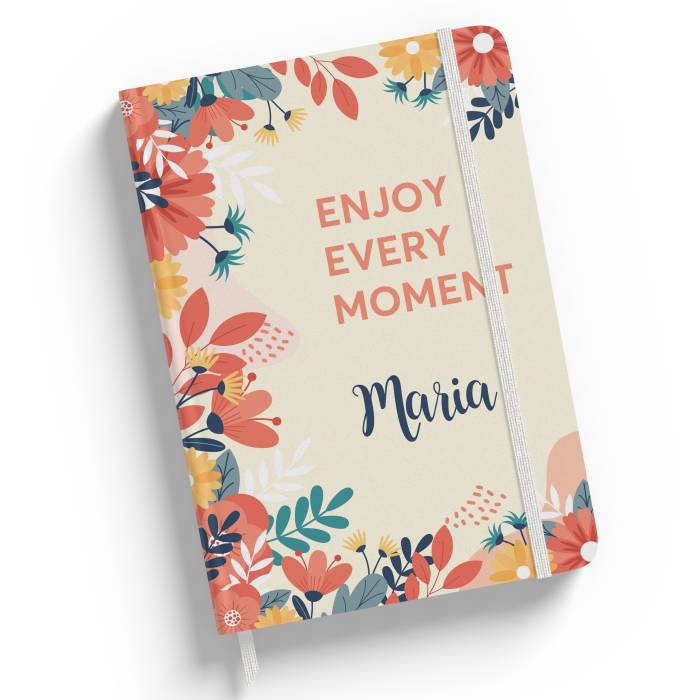 Notebook personalizat cu mesajul Enjoy every moment