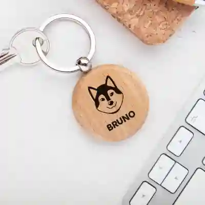 Breloc din Lemn personalizat cu rasa Husky