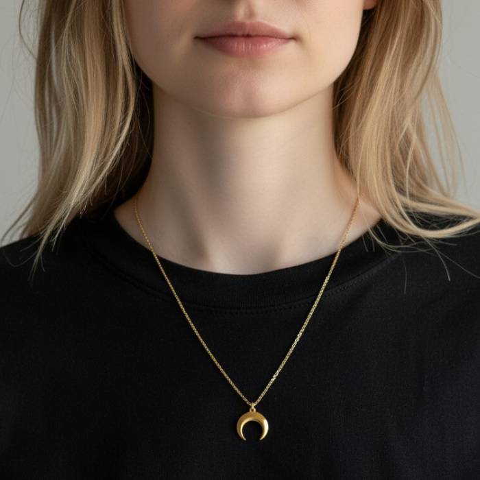 Colier dama cu pandantiv Semiluna