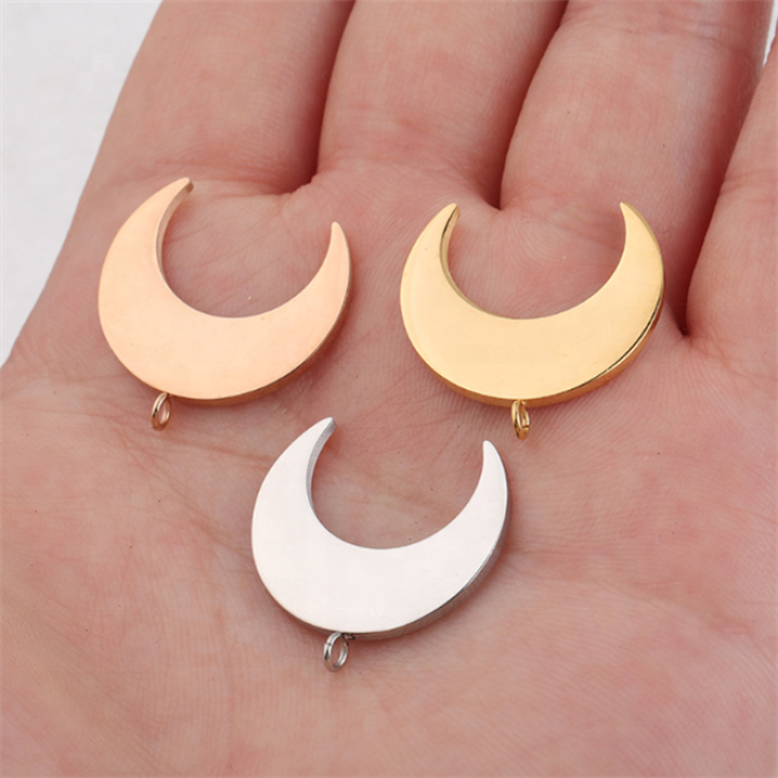 Colier cu pandantiv Semilună