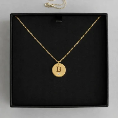 Colier dama cu pandantiv initiala personalizat