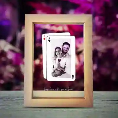 Ramă foto luminoasă - 2 Hearts Cards