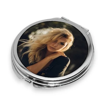 Oglinzi de buzunar personalizate