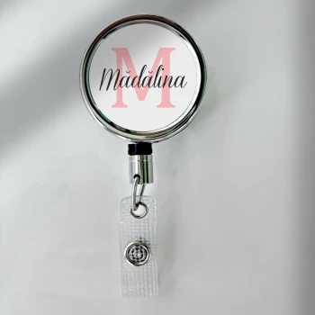 Suporturi pentru badge-uri retractabile