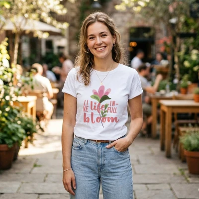 Tricou Personalizat pentru Femei - Bloom Vibes