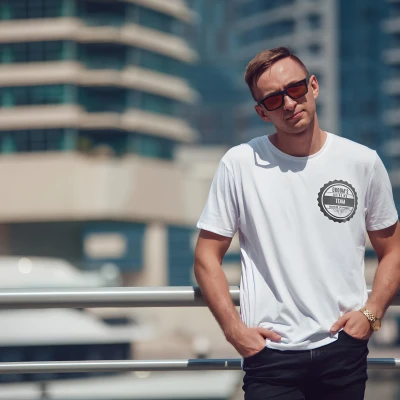 Tricou personalizat pentru petrecerea burlacilor - Drinking Team