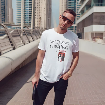 Tricou personalizat pentru petrecerea burlacilor - Wedding is coming