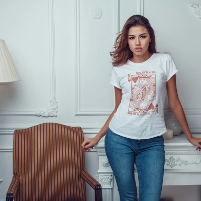 Tricou Personalizat pentru Femei - King of hearts