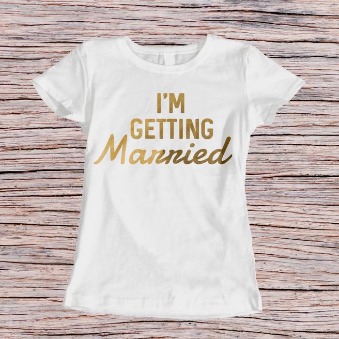 Tricou personalizat pentru petrecerea burlacitelor - I'm getting married