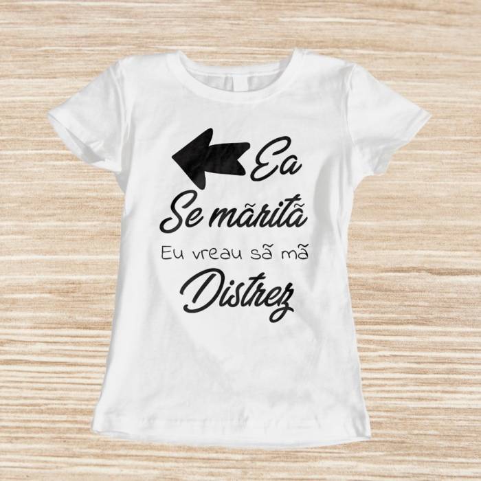 Tricou pentru burlacite personalizat - Ea se marita