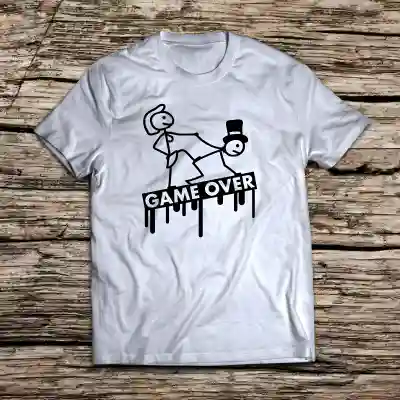 Tricou personalizat pentru petrecerea burlacilor - It’s all over