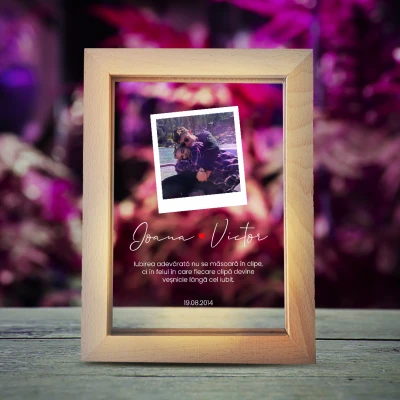 Ramă foto luminoasă – Polaroid