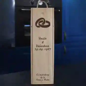 Cutie de vin personalizată