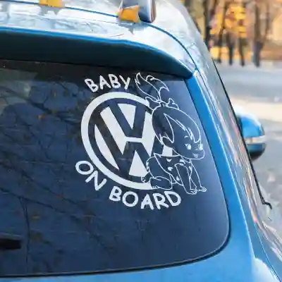 Sticker auto Baby on board vw - fetita