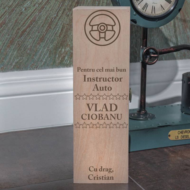 Cutie de vin personalizata - Cadou pentru Instructor Auto